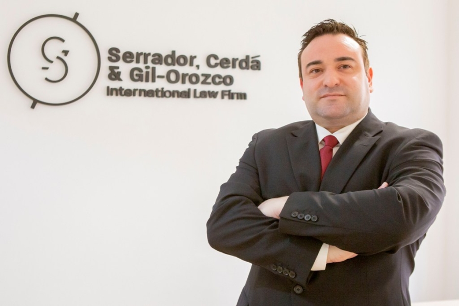 ALBERTO CERDA FLOR / Director Financiero