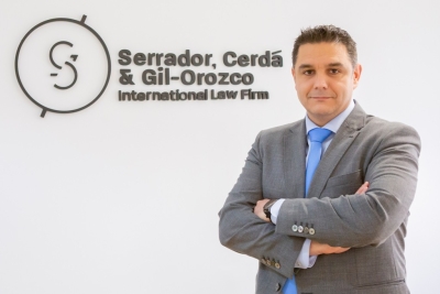 JOSE SERRADOR ARRIETE / Abogado – Director Jurídico
